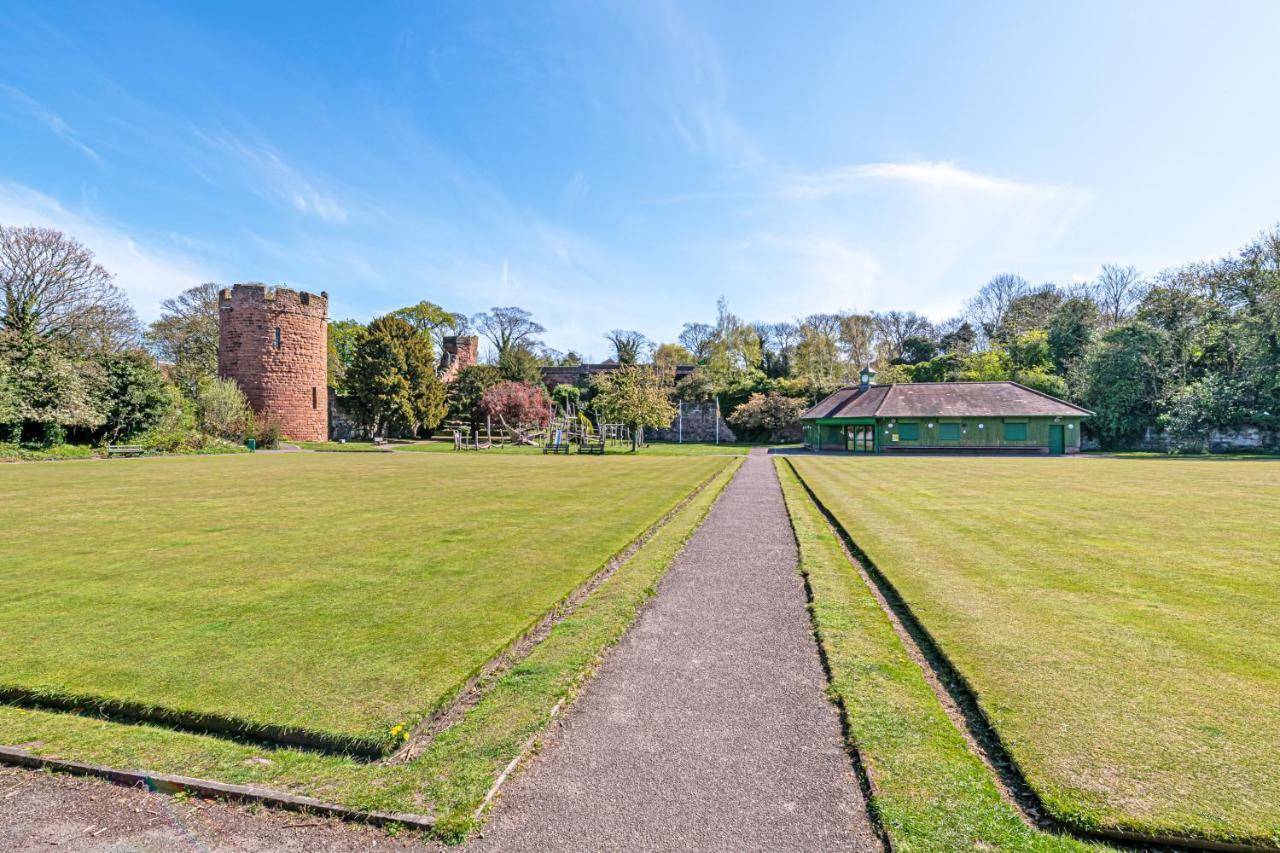 Tower View Chester Exterior foto